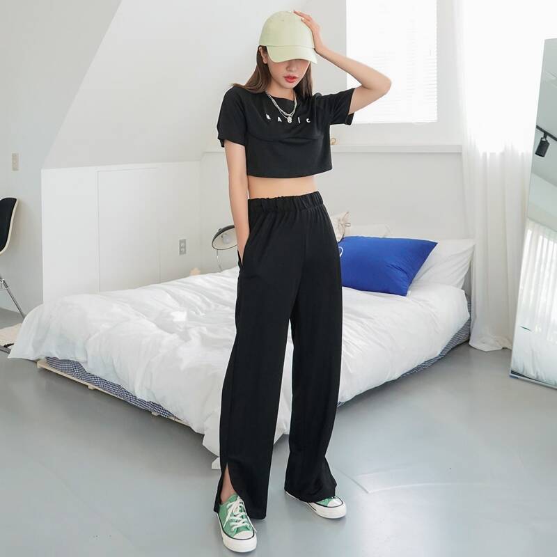 

Letter Graphic Crop Tee & Slant Pocket Pants, Black