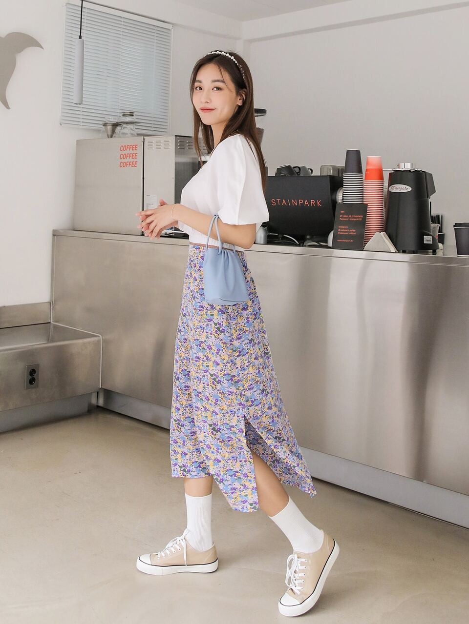 Floral Print Split Thigh Skirt