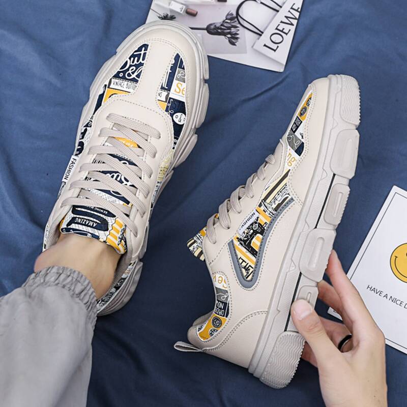 

Guys Graphic Lace-up Front Sneakers, Beige