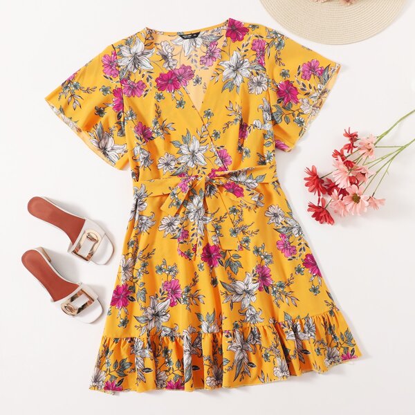 

Plus Floral Print Ruffle Hem Belted Dress, Yellow
