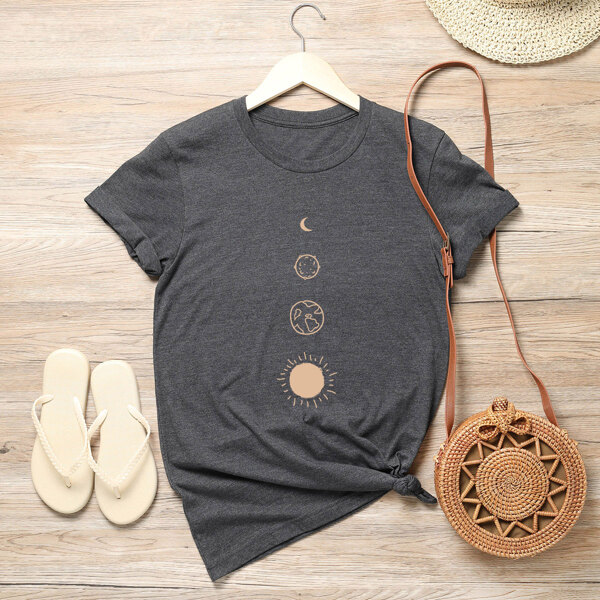 

Plus Planet Print Tee, Dark grey