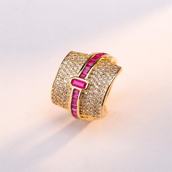 

Zircon Decor Ring, Gold