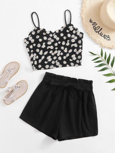 طقم شورت بخصر جيب ورقي مع لباس علوي كامي مزهر مقلم صدفي للفتيات المراهقات