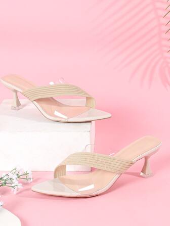 حذاء مفتوح بكعب وتصميم متقاطع