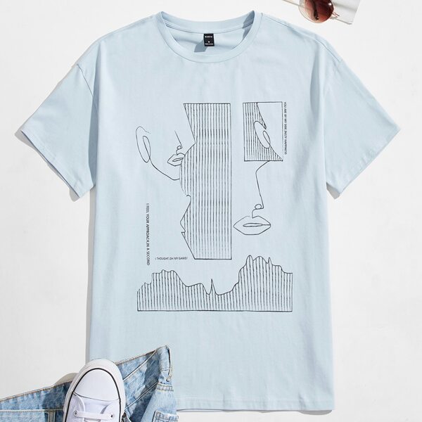 

Men Figure & Slogan Graphic Tee, Baby blue