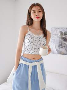 DAZY Ditsy Floral Contrast Lace Crop Cami Top - White - View 1