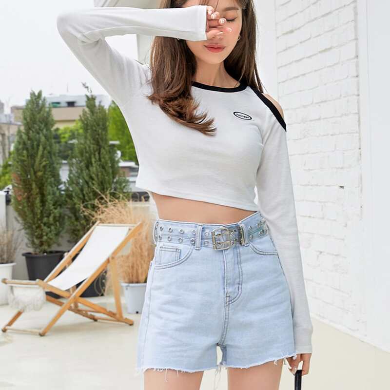 

Cut Out Letter Patched Crop Tee, White