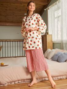 SHEIN Strawberry Print Top & Gingham Capri Trousers PJ Set - Multicolor - View 5