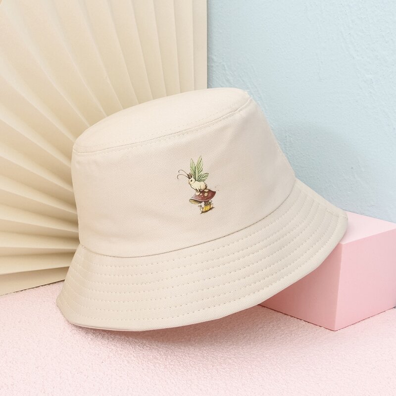 

Rabbit & Mushroom Print Bucket Hat, Beige