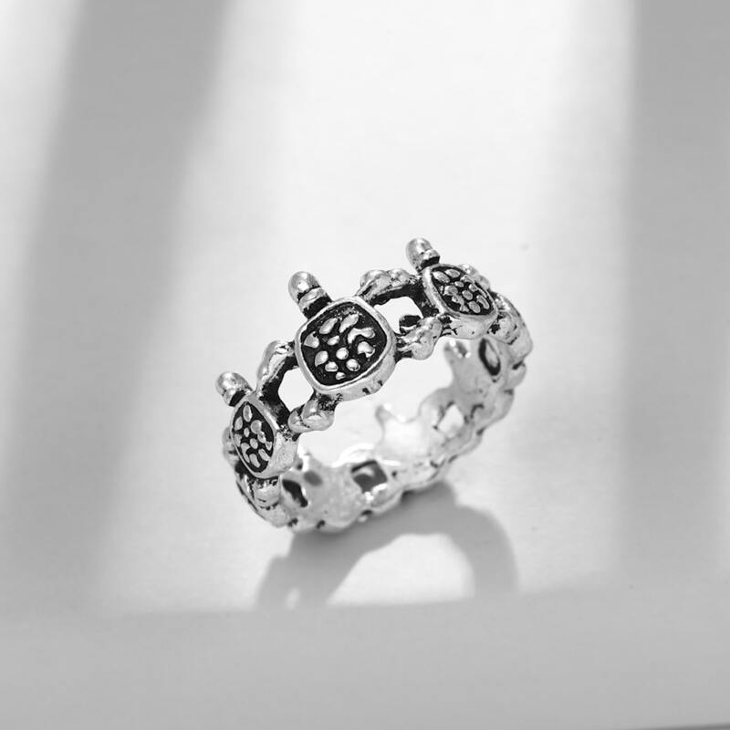 

Tortoise Decor Ring, Silver