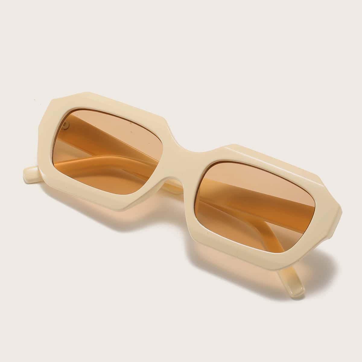 

Square Frame Sunglasses