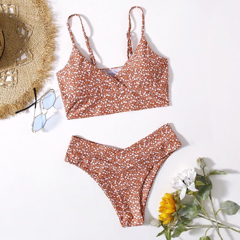 

Ditsy Floral Wrap Bikini Swimsuit, Multicolor
