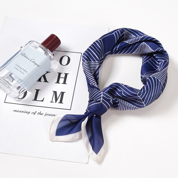 

Geometric Print Bandana, Blue