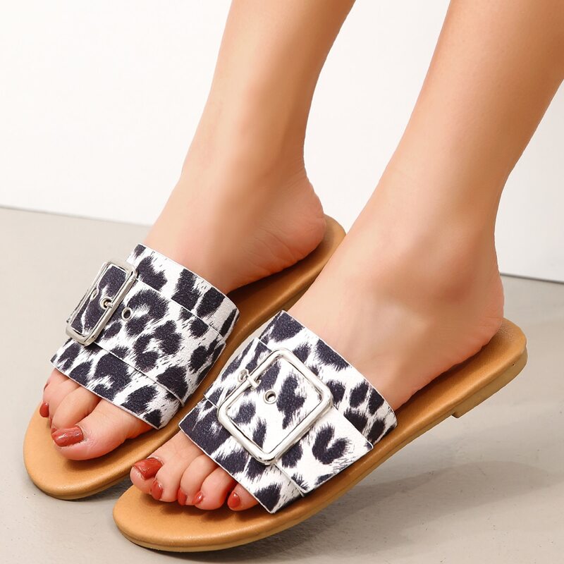 

Leopard Buckle Slide Sandals, Black and white