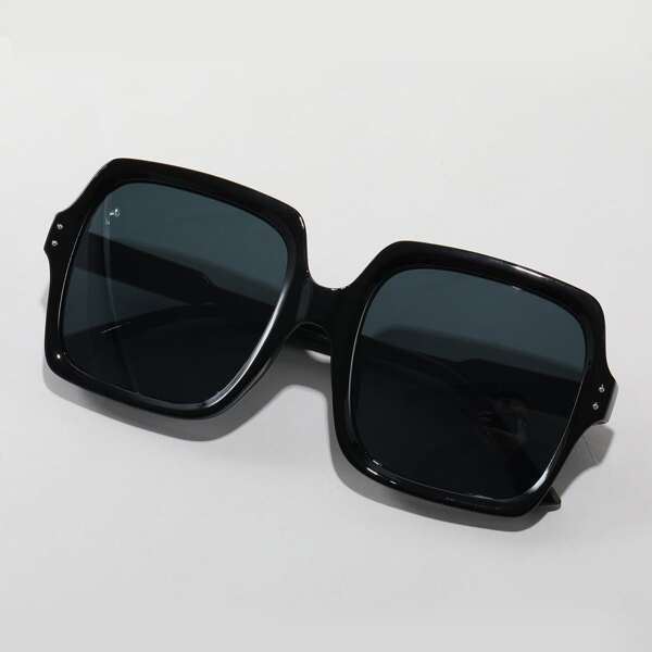 

Square Frame Sunglasses
