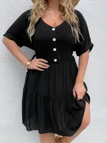 SHEIN Unity فستان بحافة مكشكش بأزرار نصف مقاس كبير