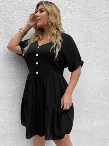 SHEIN Unity فستان بحافة مكشكش بأزرار نصف مقاس كبير