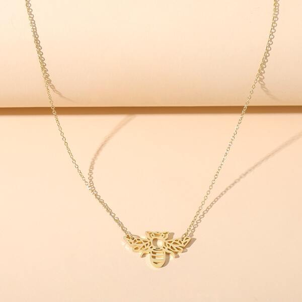 

Hollow Out Animal Charm Necklace, Gold