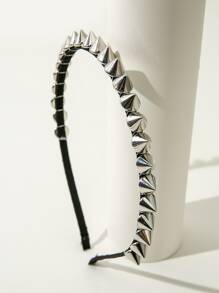 铆钉装饰发箍，适合日常佩戴，可作为女士发型、休闲头饰、发箍、发带、发饰、头饰等。