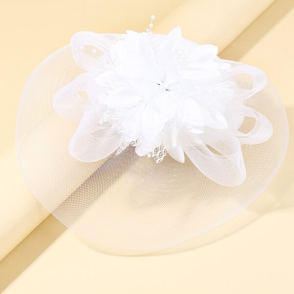 

Hat Decor Hair Clip, White