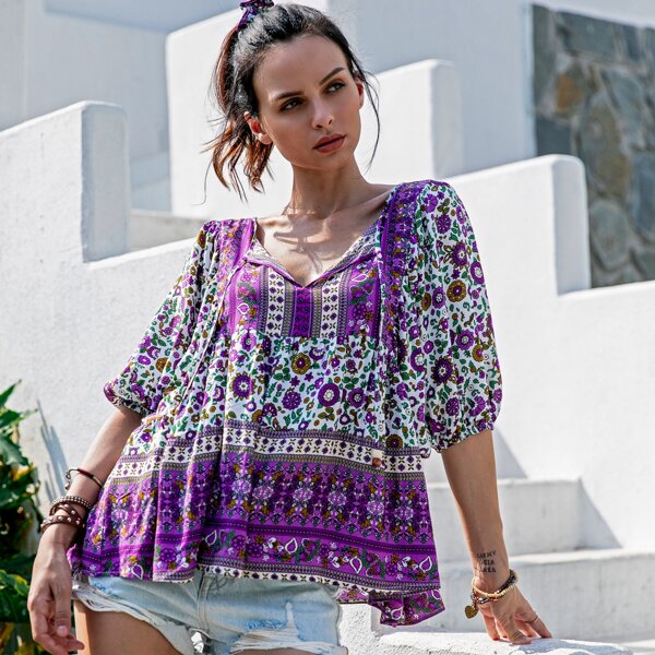 

Batwing Sleeve Tie Neck Floral Peplum Top, Multicolor