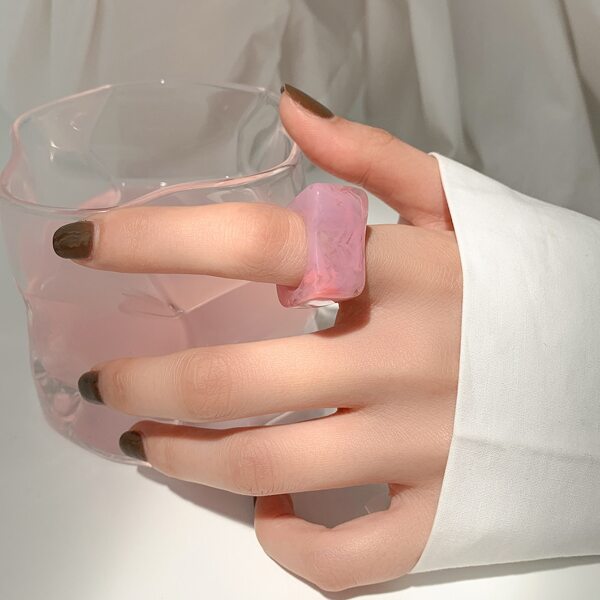 

Simple Resin Ring, Pink