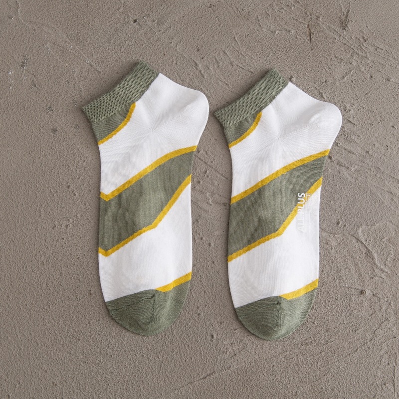 

Guys Color Block Ankle Socks, Multicolor