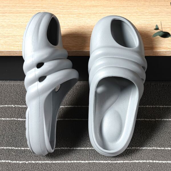 

Men Structured Slides, Grey
