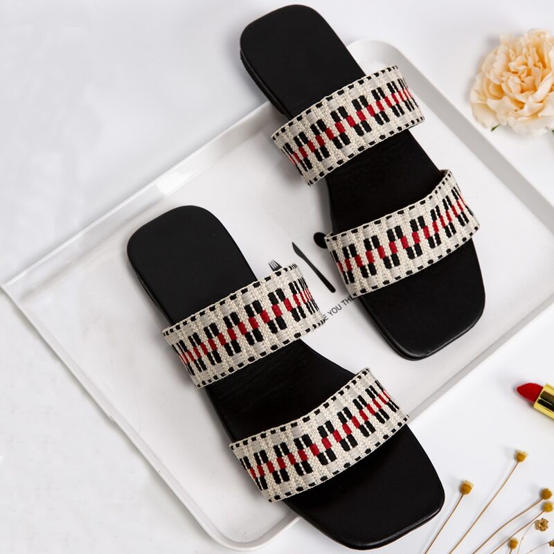 

Embroidery Band Slide Sandals, Multicolor