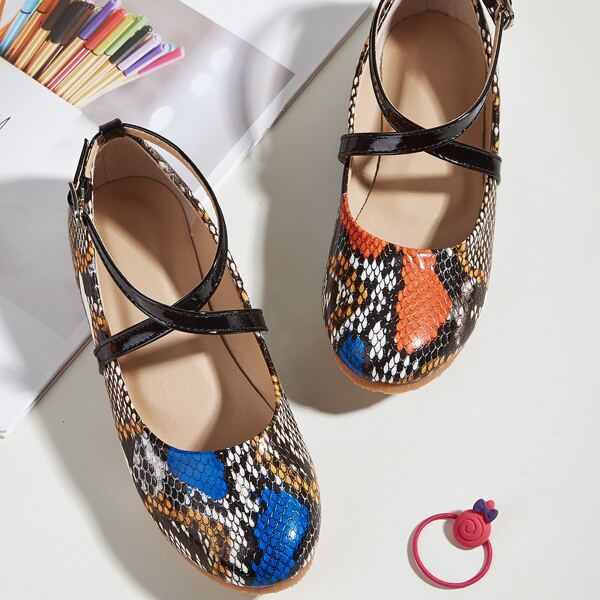 

Toddler Girls Snakeskin Cross Strap Flats, Multicolor