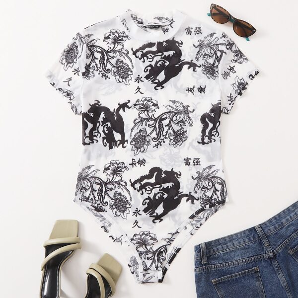 

Plus Chinese Character And Floral Print Bodysuit, Black and white