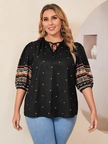 SHEIN لباس علوي بربطة عنق وبطباعة قلب مقاس كبير