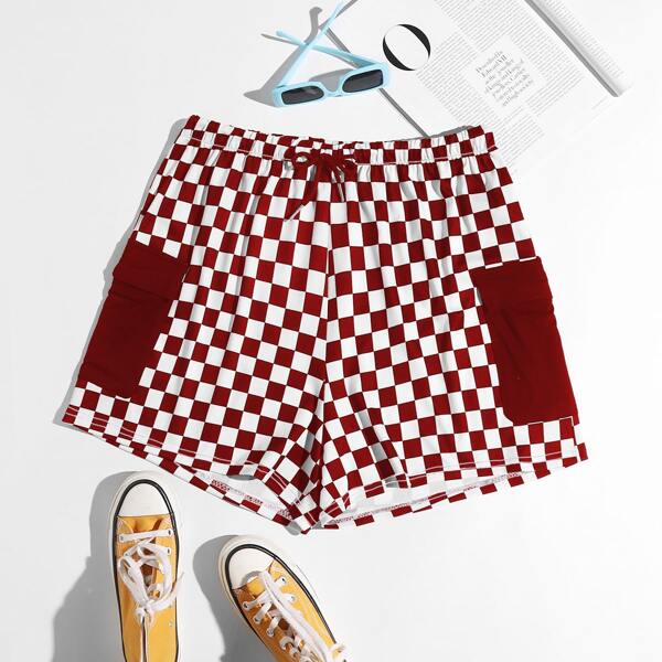 

Plus Checkerboard Flap Pockets Short, Red and white