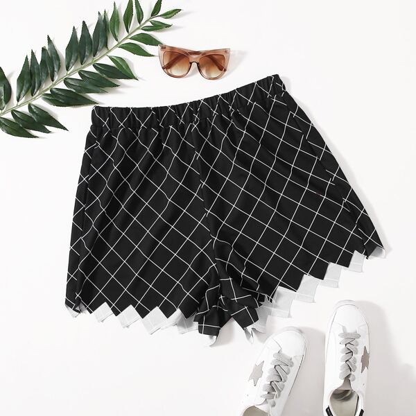 

Plus Elastic Waist Grid Print Shorts, Black