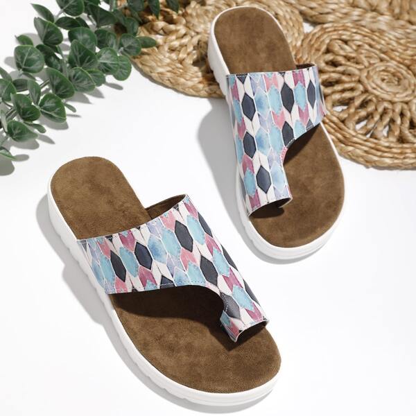 

Colorblock Geometric Graphic Thong Sandals, Multicolor