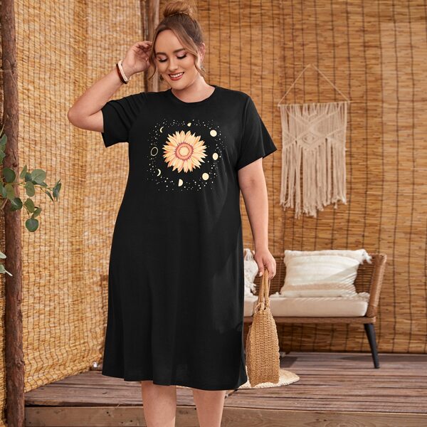 

Plus Sunflower Print Tee Dress, Black
