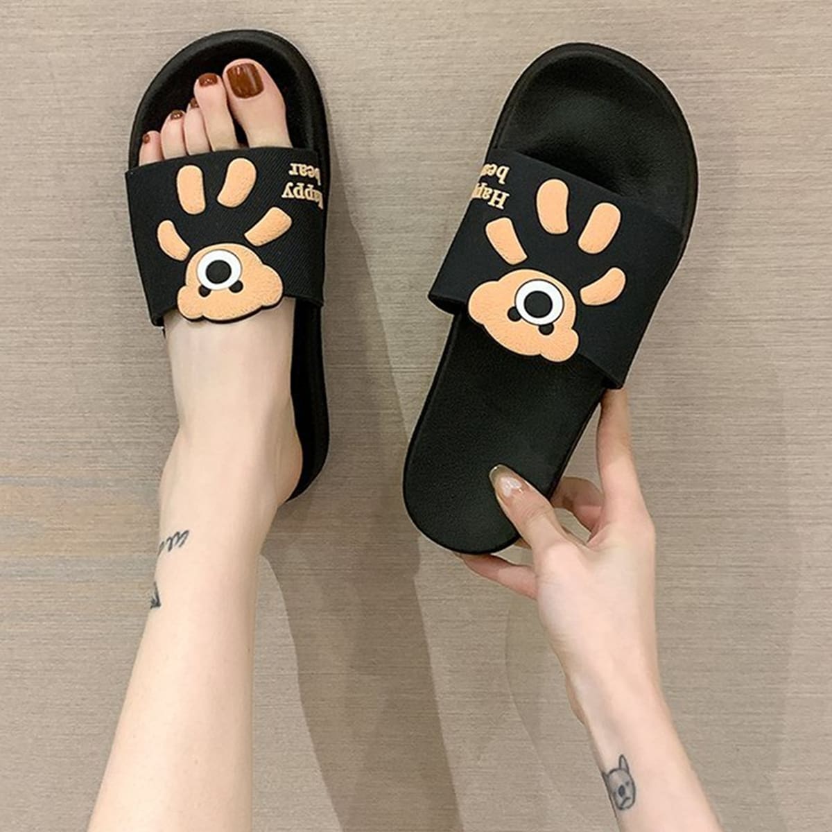 

Cartoon Bear Slides, Black
