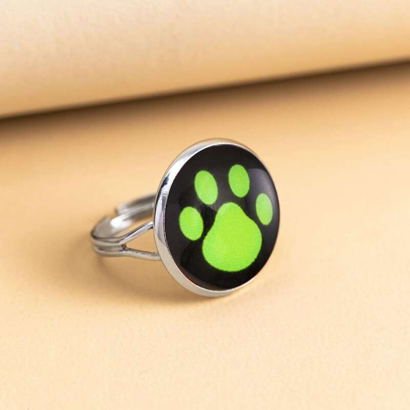 

Paw Print Decor Ring, Black