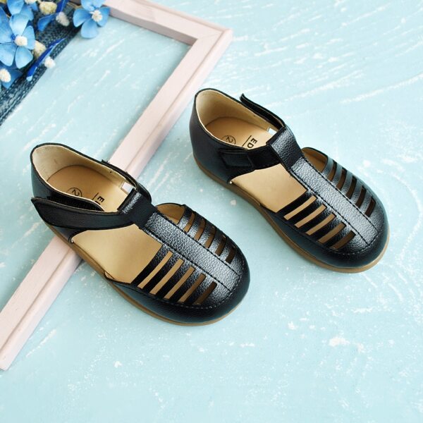 

Toddler Girls Ladder Cut-out Flats, Black