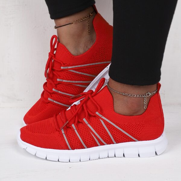 

Lace Up Decor Knit Running Shoes, Red