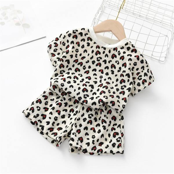 

Toddler Girls Allover Print Tee & Shorts, Multicolor