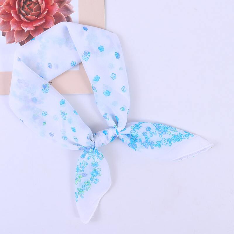 

Floral Pattern Bandana, Blue and white