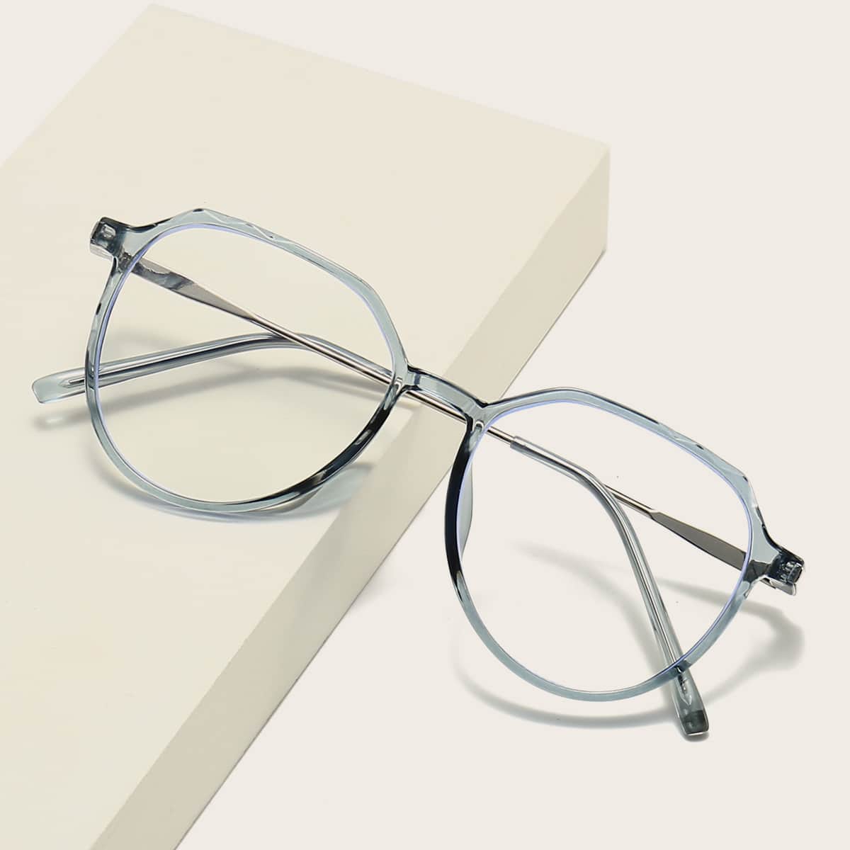 

Clear Frame Glasses
