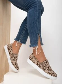 Ladies' Soft, Comfortable And Classic Outdoor-inspired Slip-on Shoes, Four-season Versatile Design, Flat Heel With Elastic Band