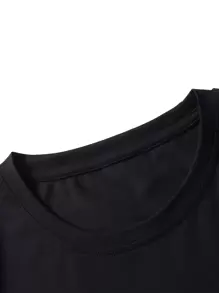 Manfinity Men Tropical And Graphic Print Tee - Black - View 3