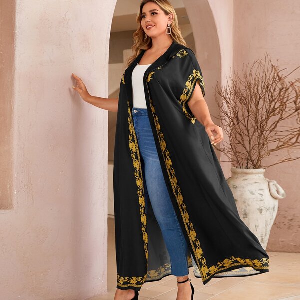 

Plus Baroque Print Hooded Kimono, Black
