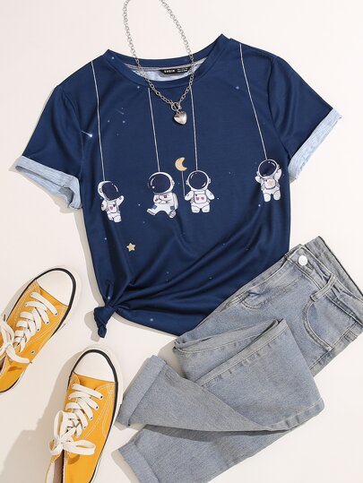 تي شيرت بطباعة رائد فضاء كارتون مقاس كبير