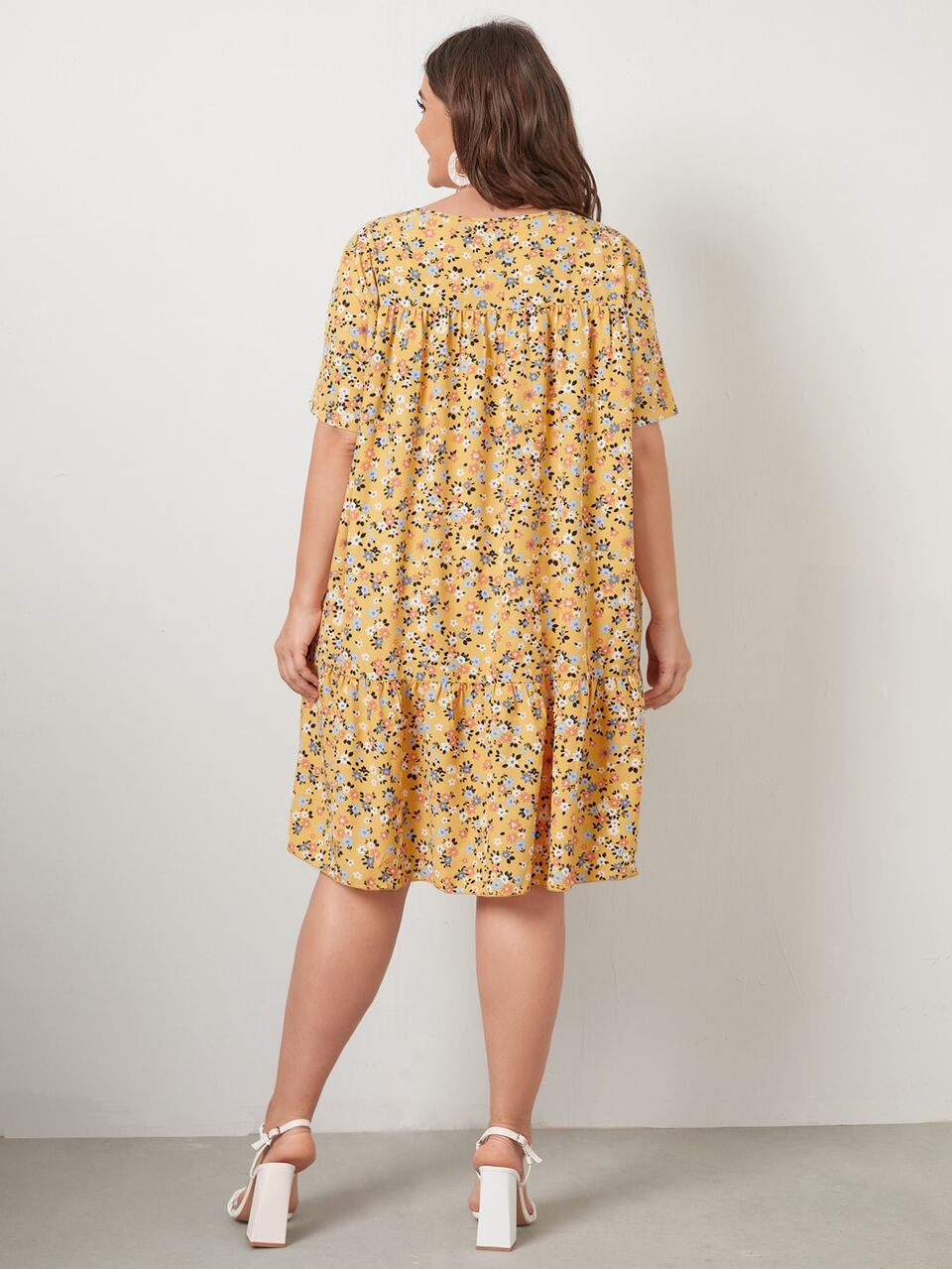 Plus Ditsy Floral Ruffle Hem Smock Dress
