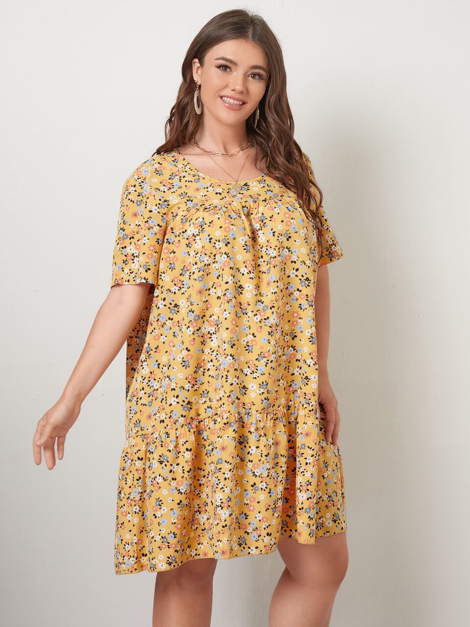 Plus Ditsy Floral Ruffle Hem Smock Dress