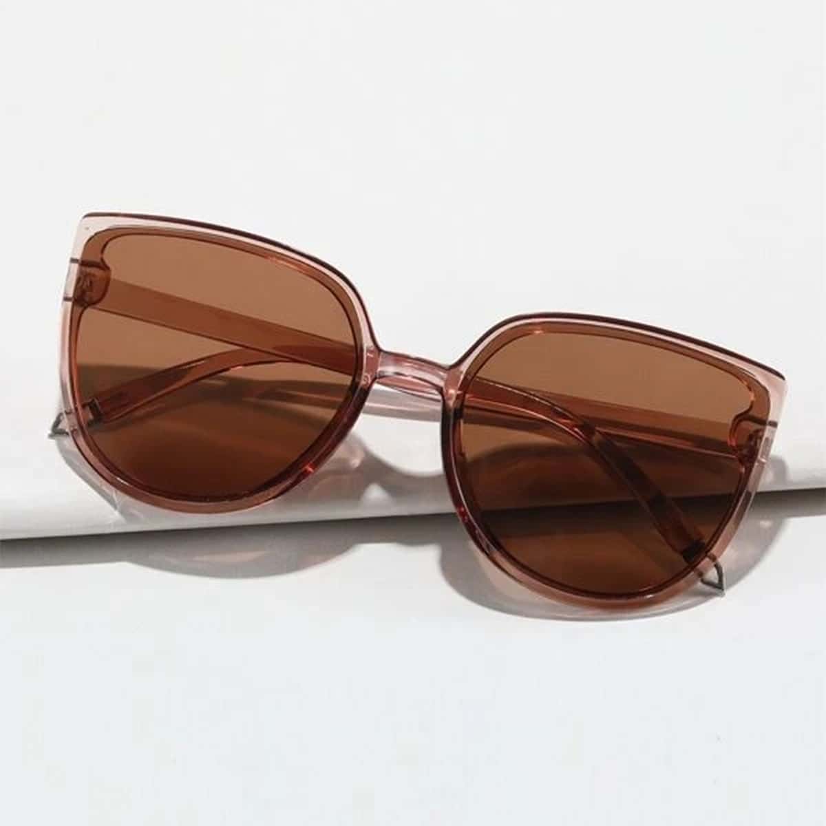 

Cat Eye Sunglasses